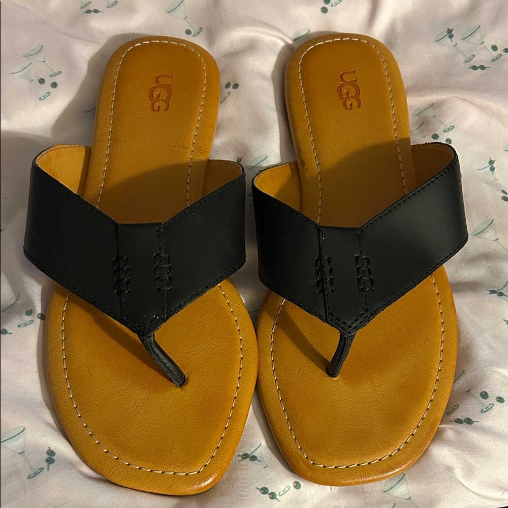 UGG Women's Black and Tan Sandals